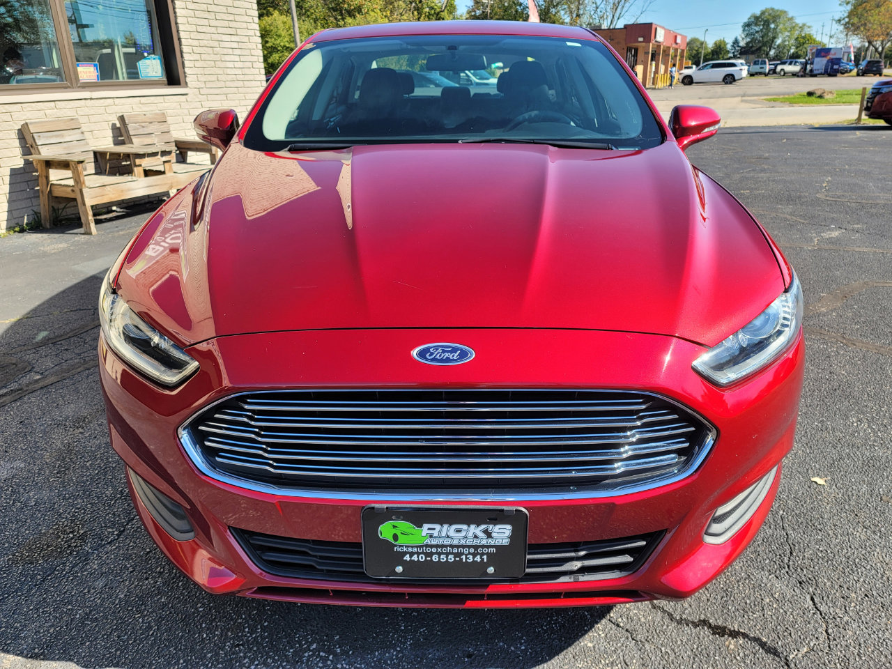 Used 2013 Ford Fusion SE image 2