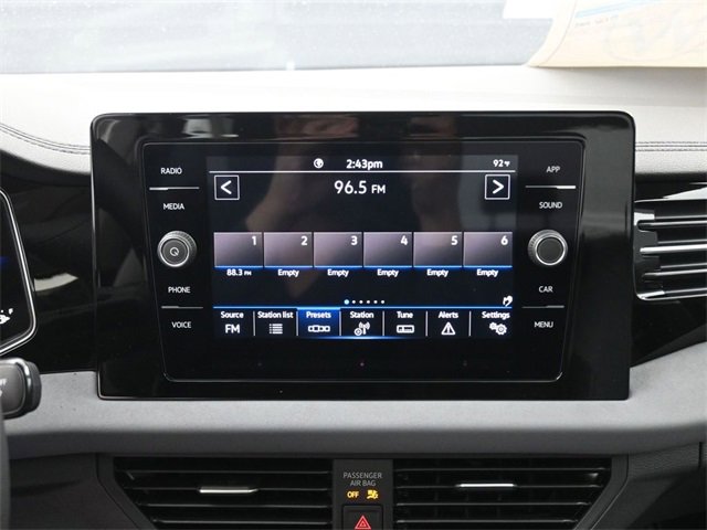 New 2025 Volkswagen Jetta SE image 32