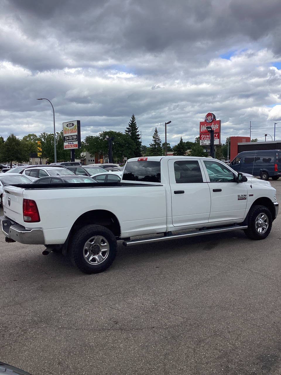 Used 2017 RAM 2500 Tradesman w/ Chrome Appearance Group AWD/4WD image 12