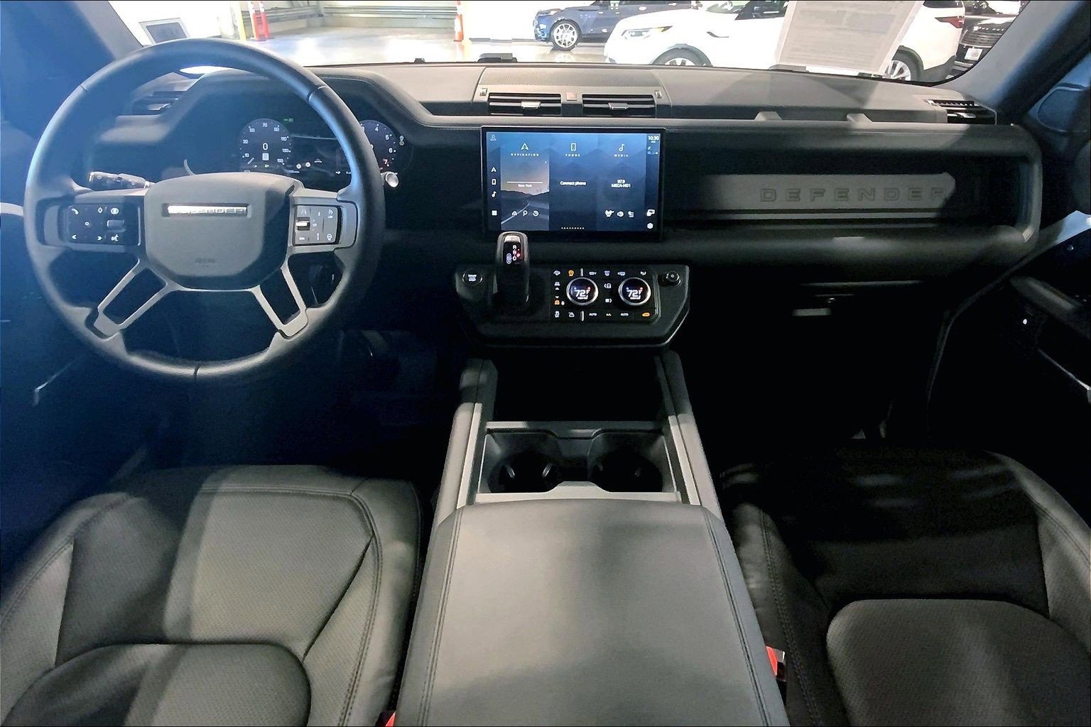 Used 2025 Land Rover Defender 130 S image 15