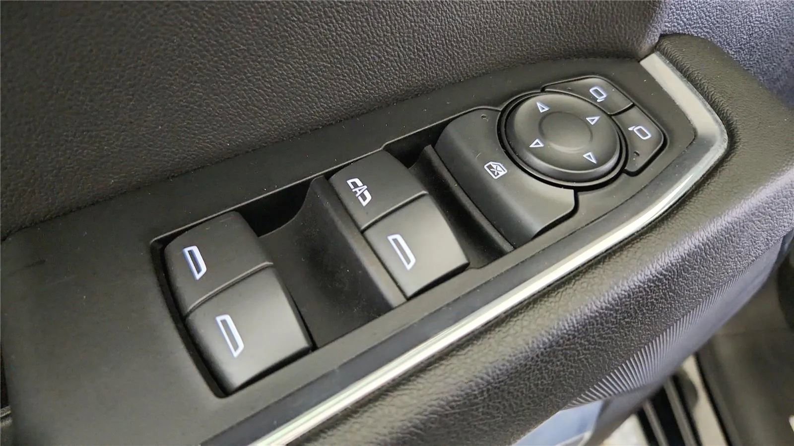 Used 2023 Chevrolet Silverado 1500 LT image 27