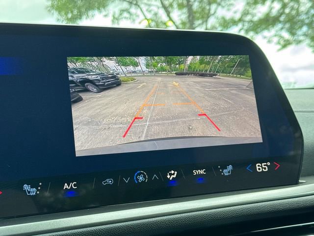 New 2026 Chevrolet Traverse LT w/ LPO, Floor Liner Package FWD image 27