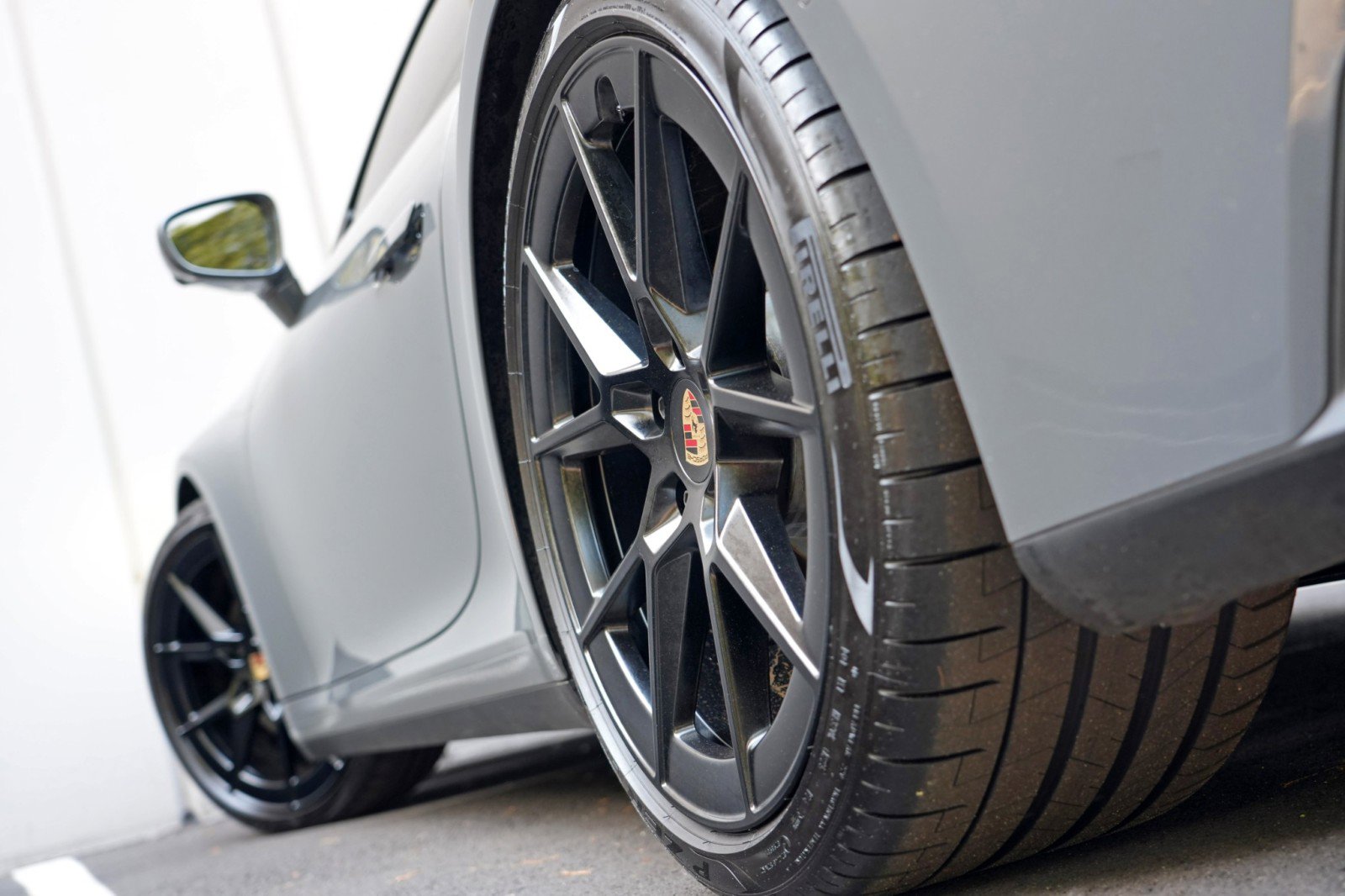 Used 2025 Porsche 911 Carrera w/ Premium Package RWD image 55