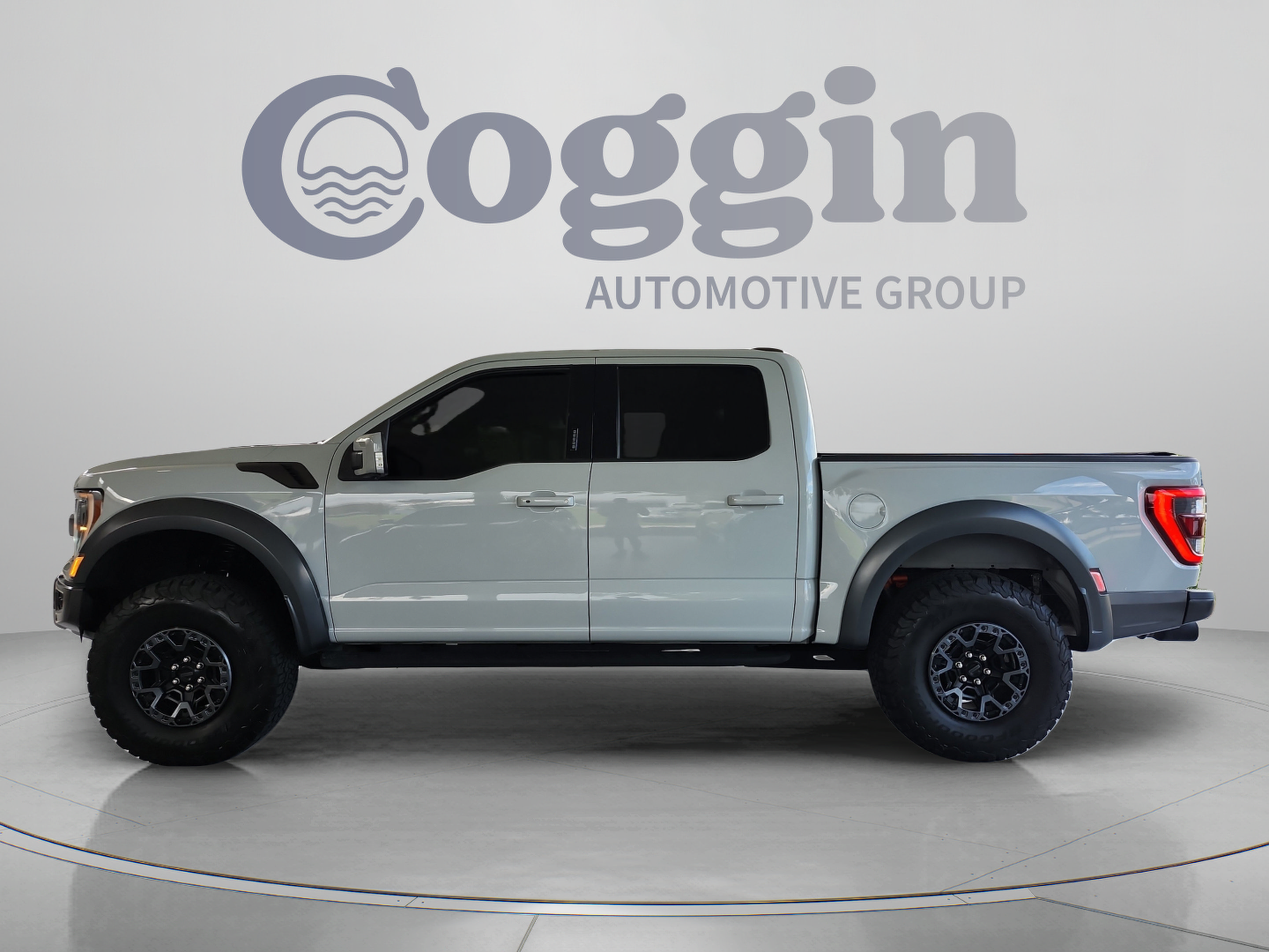 Used 2023 Ford F150 Raptor w/ Raptor Carbon Fiber Package AWD/4WD image 2