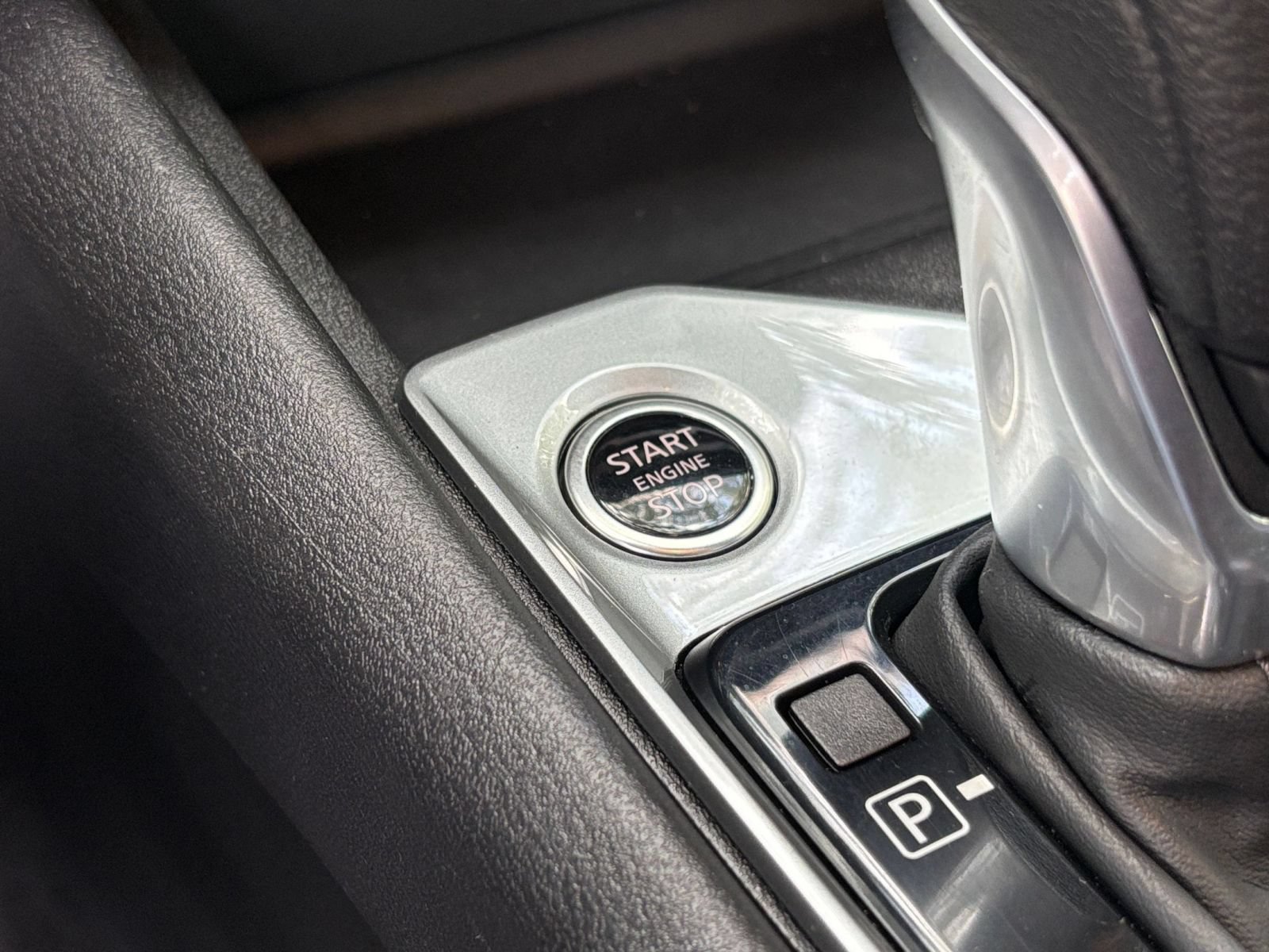 Used 2025 Nissan Altima 2.5 SV FWD image 19