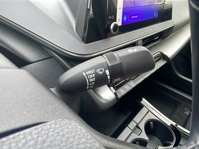 Used 2024 Toyota Prius image 26