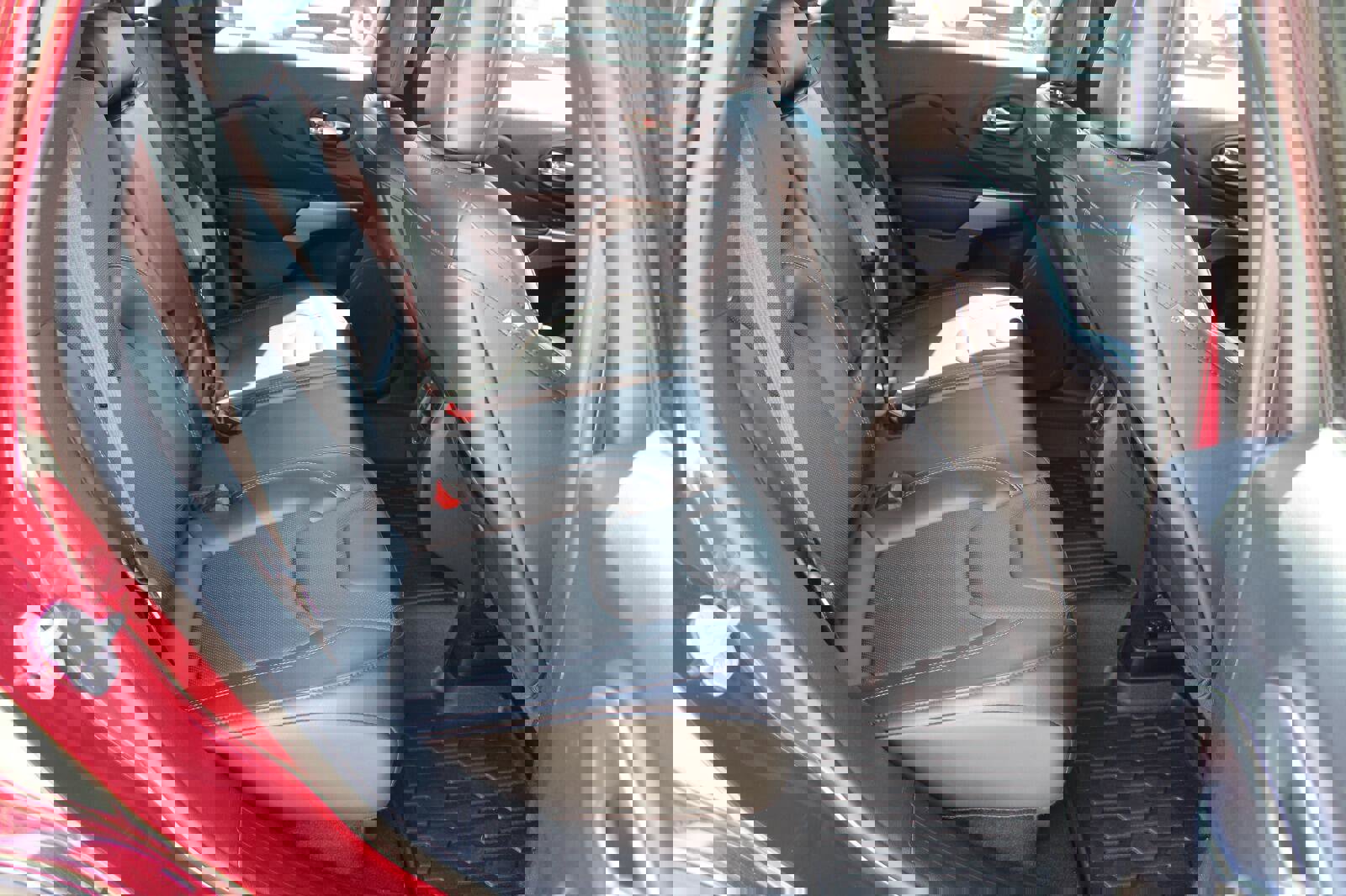 Used 2021 Jeep Cherokee Latitude Lux w/ Sun & Sound Group image 26