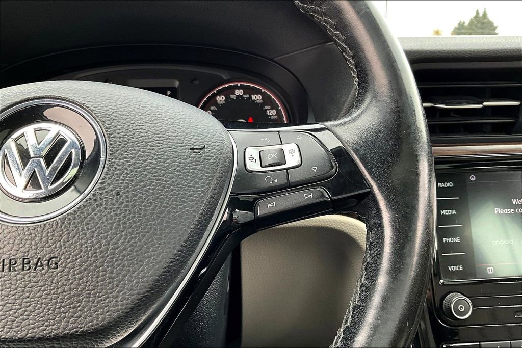 Used 2020 Volkswagen Passat 2.0T SEL image 12