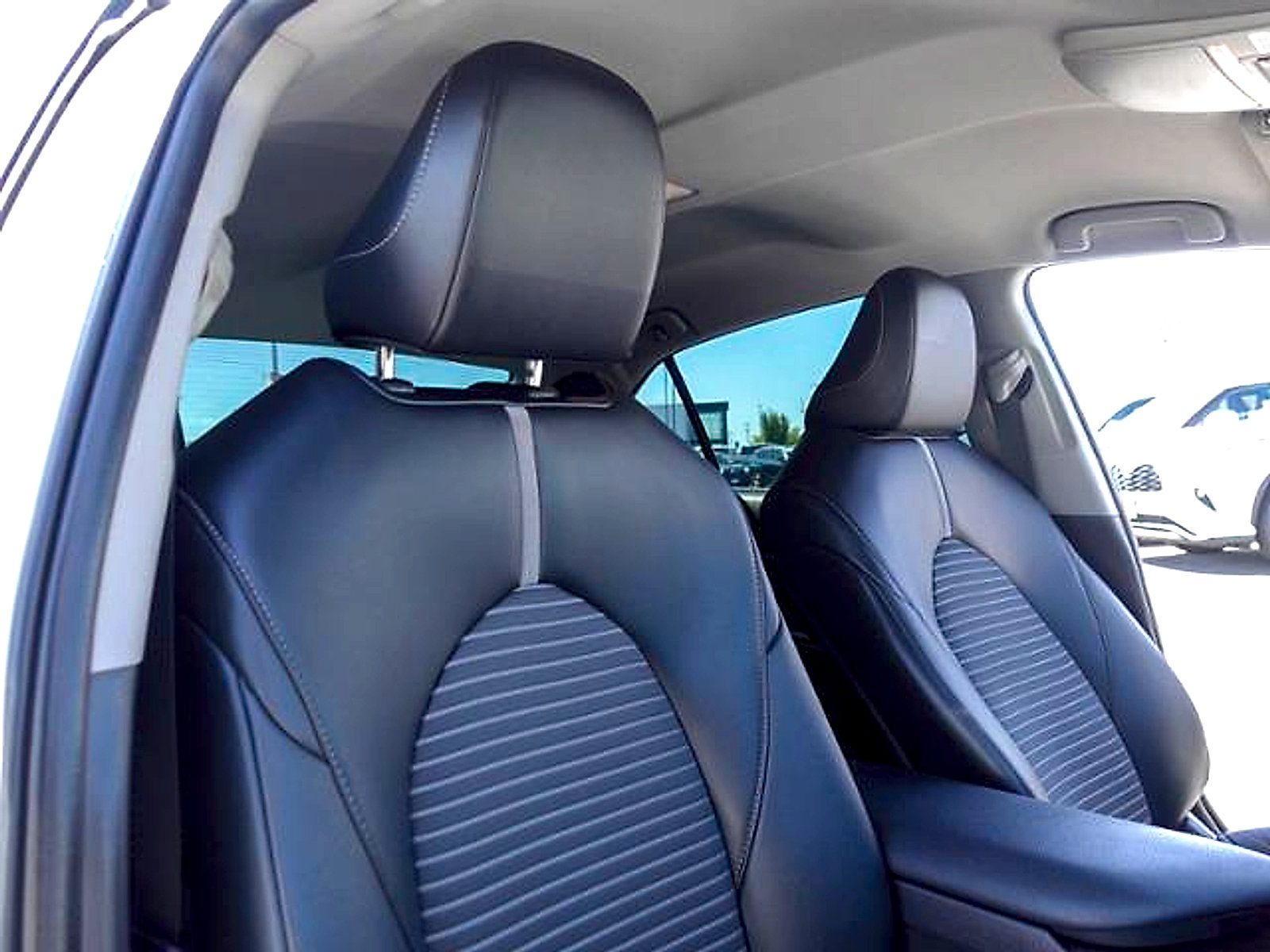 Certified 2023 Toyota Camry SE FWD image 14