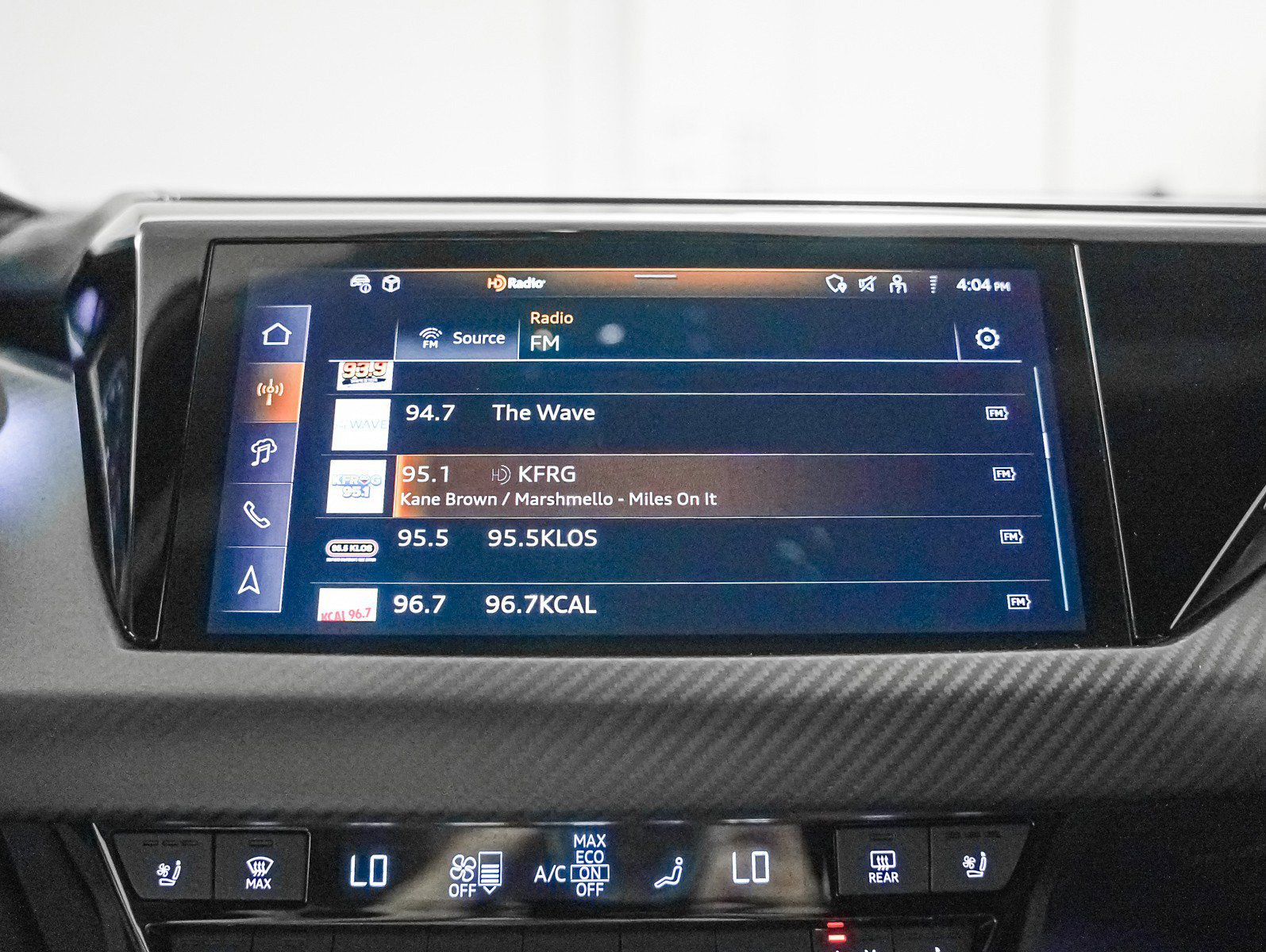 Used 2024 Audi RS e-tron GT w/ Carbon Performance Package image 18