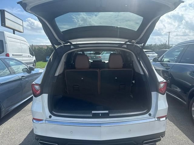 Used 2022 Acura MDX w/ Advance Package AWD/4WD image 9