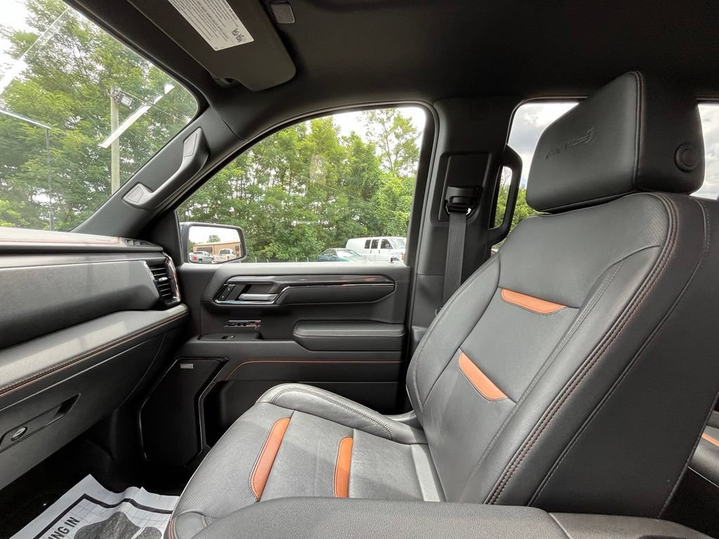 Used 2024 GMC Sierra 1500 AT4 w/ Technology Package AWD/4WD image 27