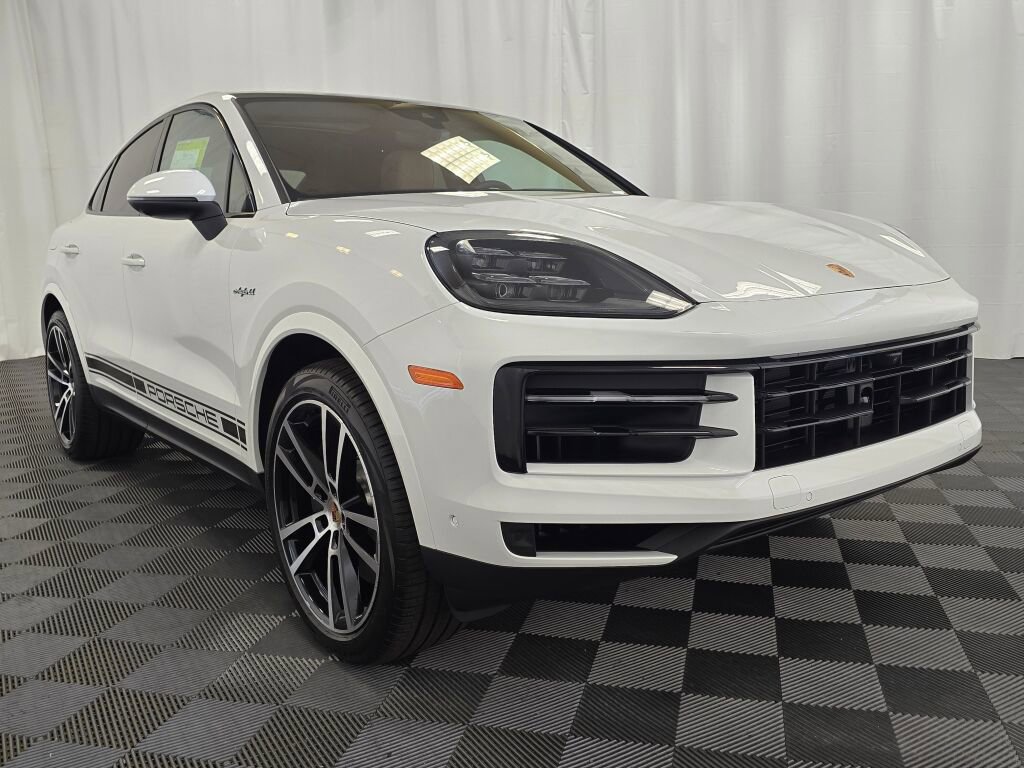 New 2025 Porsche Cayenne E-Hybrid Coupe image 11