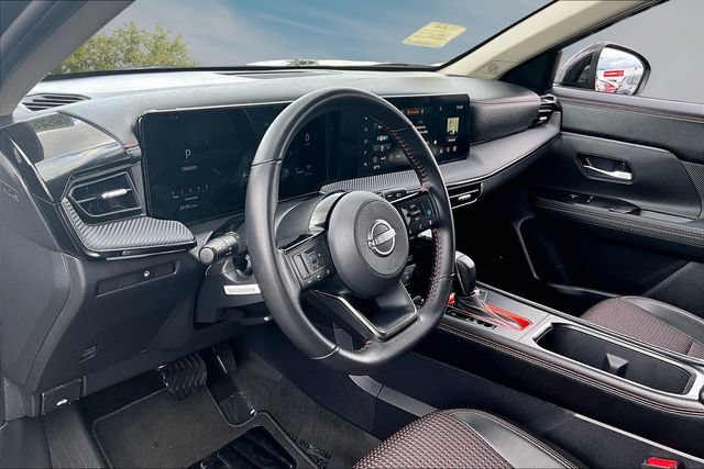Certified 2025 Nissan Kicks SR AWD/4WD image 16