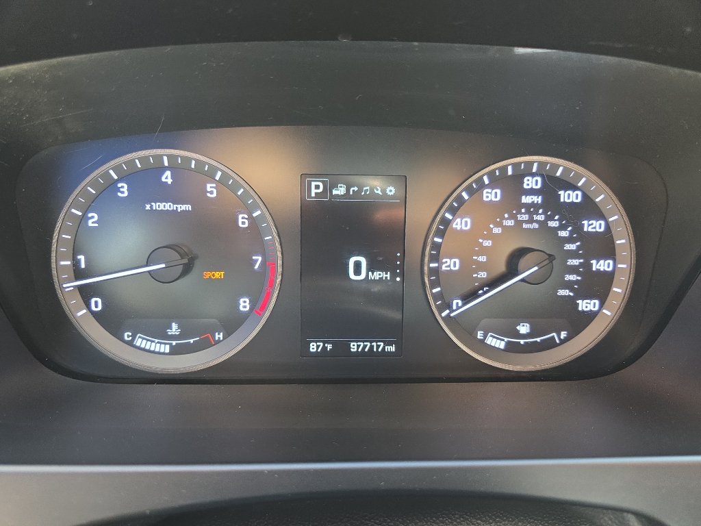 Used 2017 Hyundai Sonata Limited w/ Tech Package 03 FWD image 4