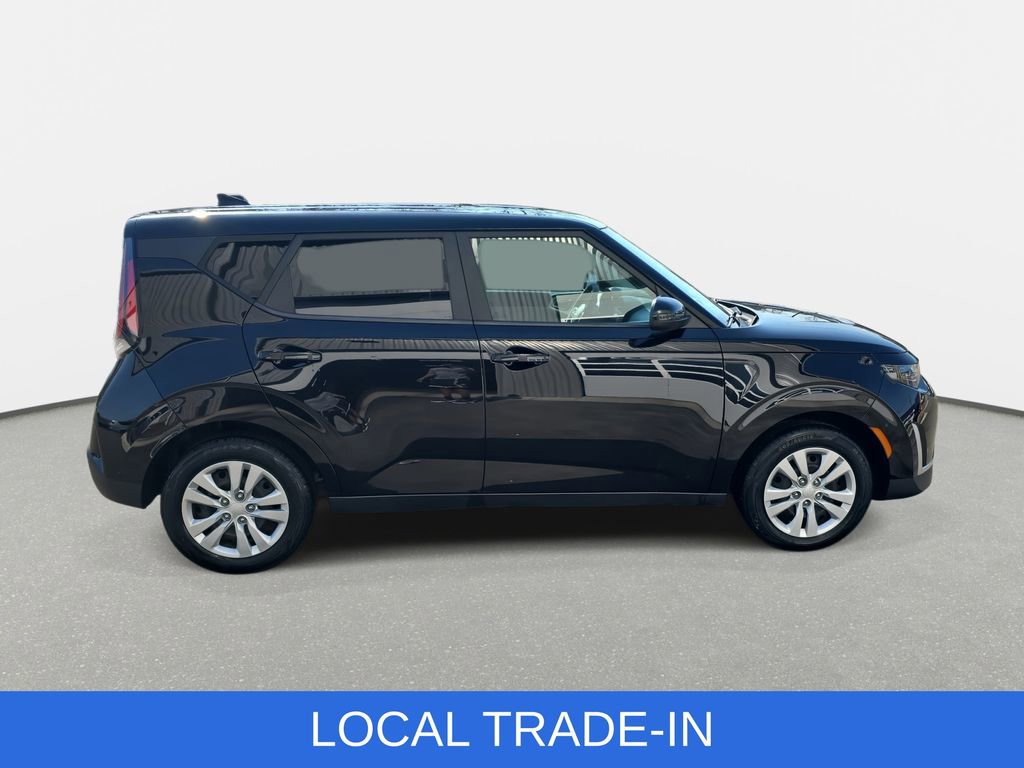 Used 2023 Kia Soul LX image 4
