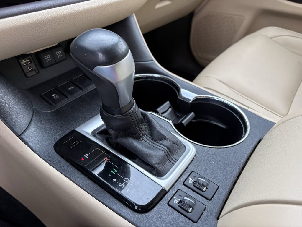 Used 2018 Toyota Highlander XLE FWD image 21