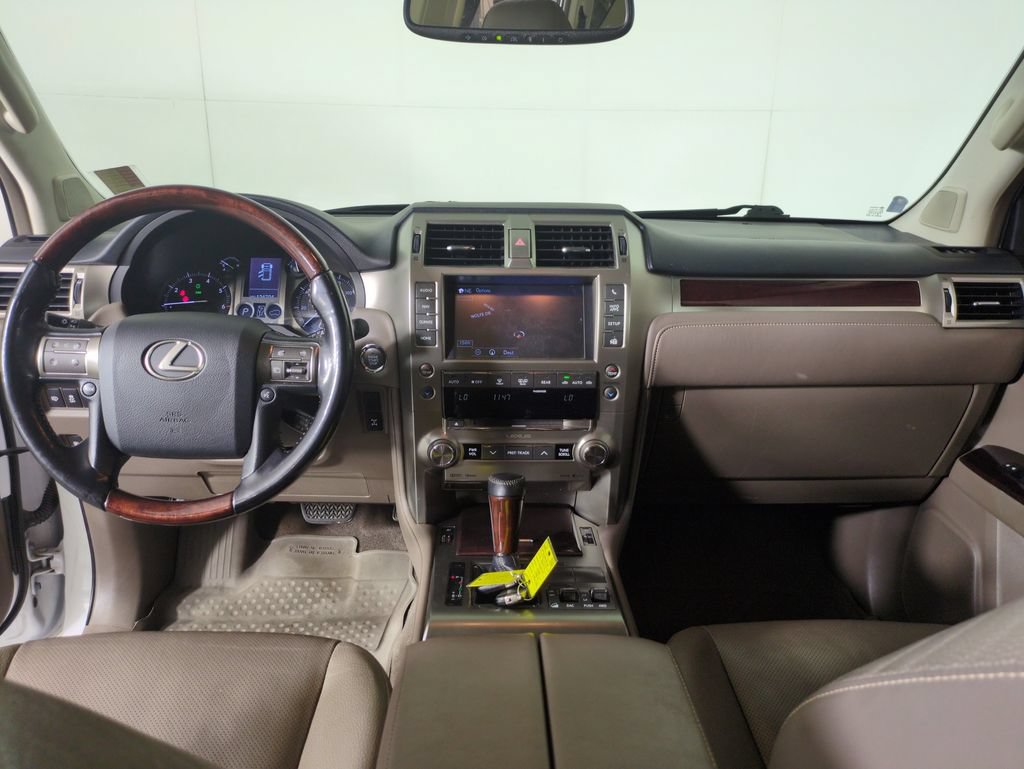 Used 2017 Lexus GX 460 Premium w/ Premium Package AWD/4WD image 14