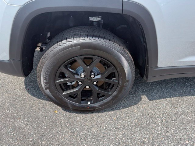 New 2026 Jeep Grand Cherokee Altitude AWD/4WD image 49
