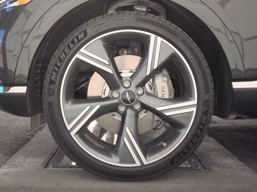 Used 2026 Genesis GV80 3.5T Prestige image 14