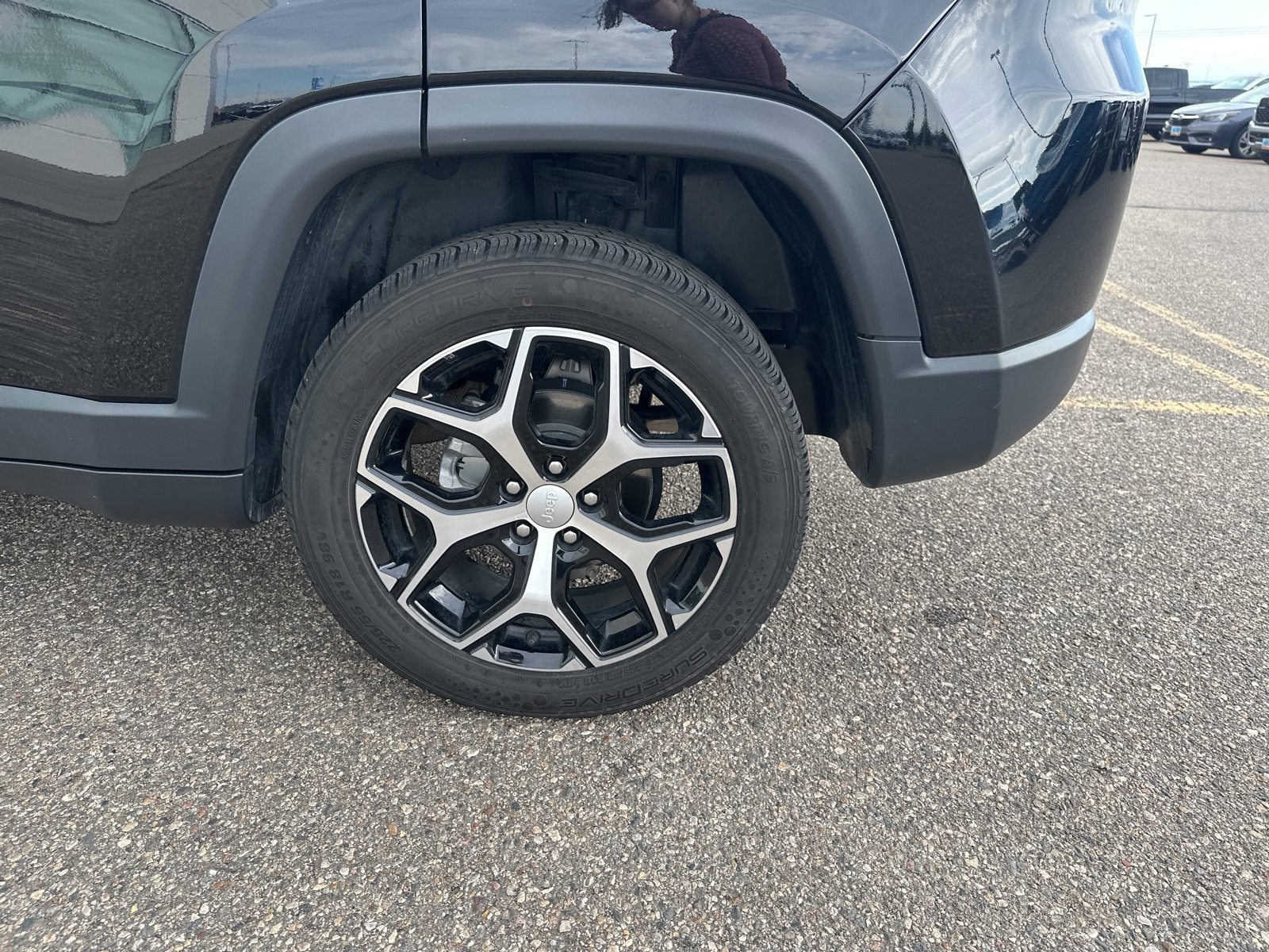 Used 2024 Jeep Compass Latitude AWD/4WD image 8