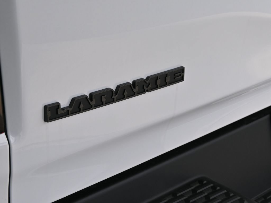 New 2026 RAM 1500 Laramie w/ Night Edition AWD/4WD image 9