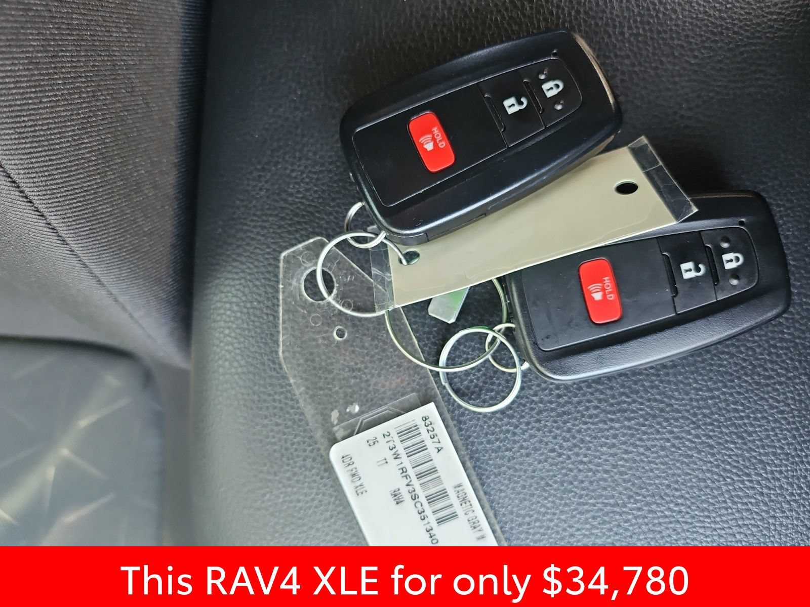 Used 2025 Toyota RAV4 XLE FWD image 21
