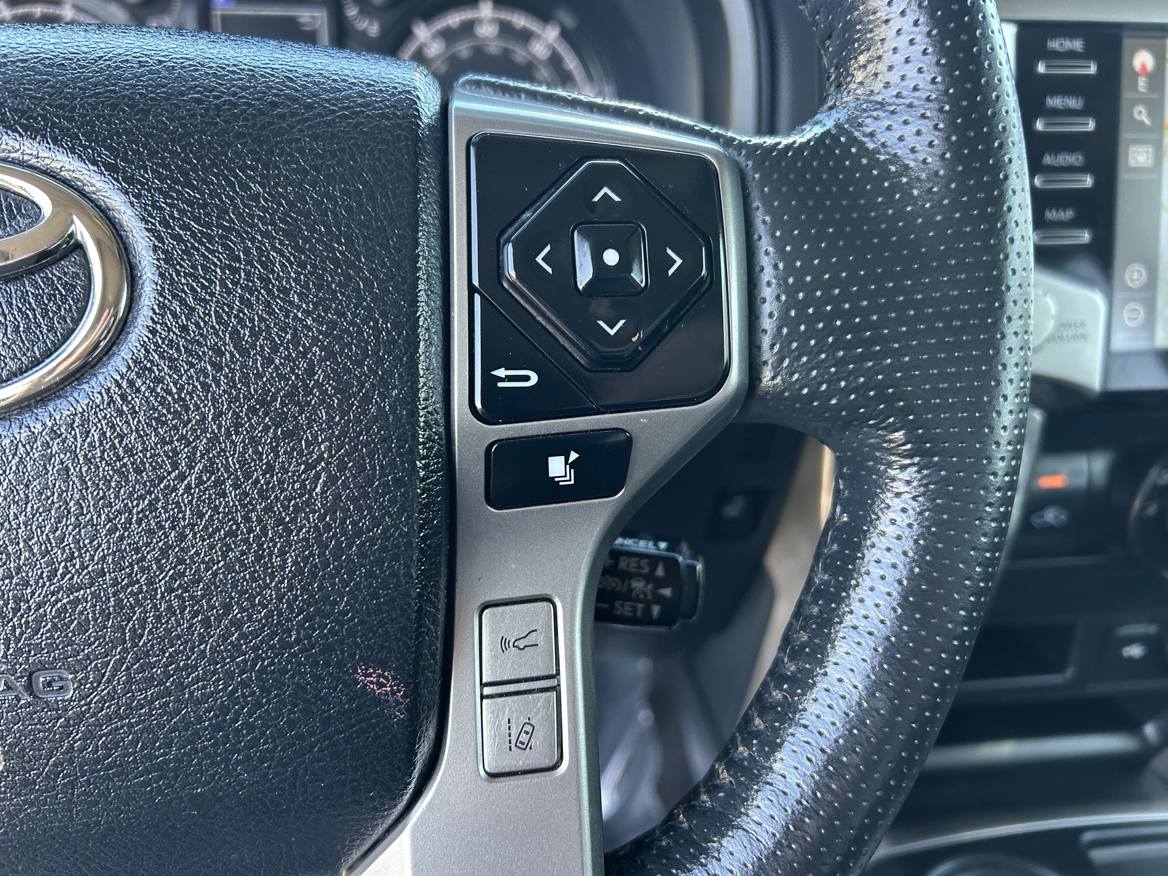 Certified 2024 Toyota 4Runner SR5 Premium RWD image 28