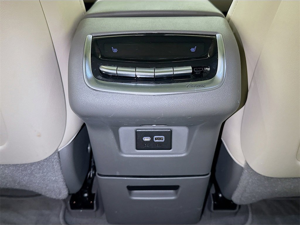 Used 2022 Cadillac XT6 Premium Luxury image 24