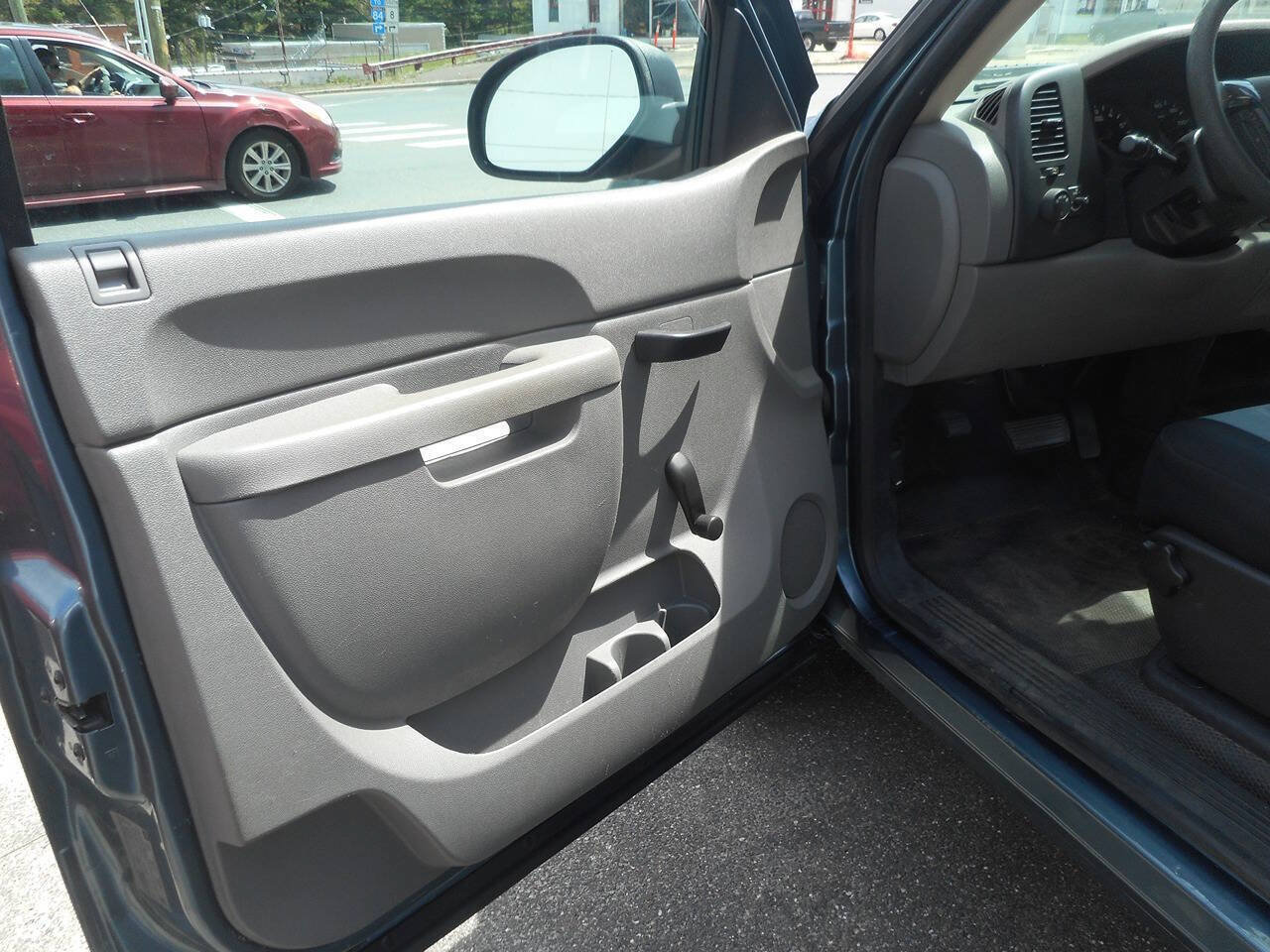 Used 2012 Chevrolet Silverado 1500 W/T RWD image 18