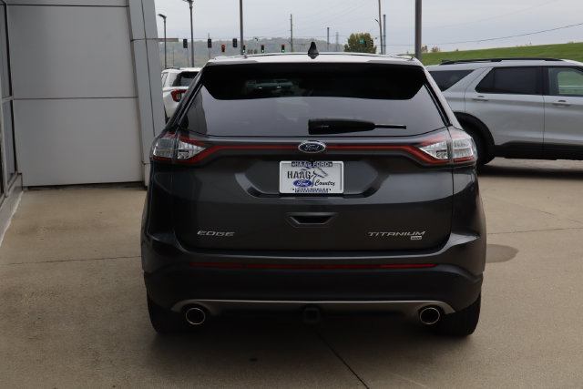 Used 2018 Ford Edge Titanium w/ Equipment Group 301A AWD/4WD image 4