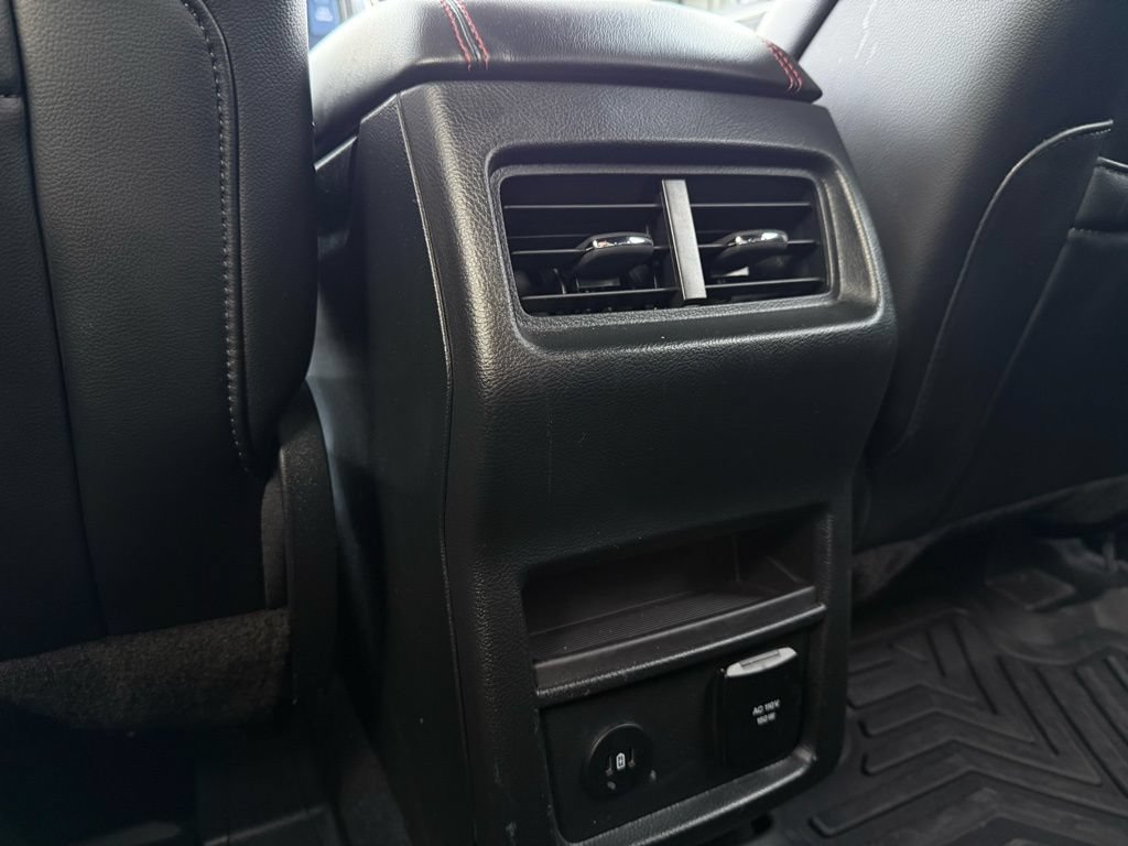 Used 2024 Ford Edge ST-Line AWD/4WD image 24