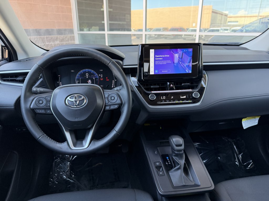 Used 2026 Toyota Corolla Cross LE FWD image 16