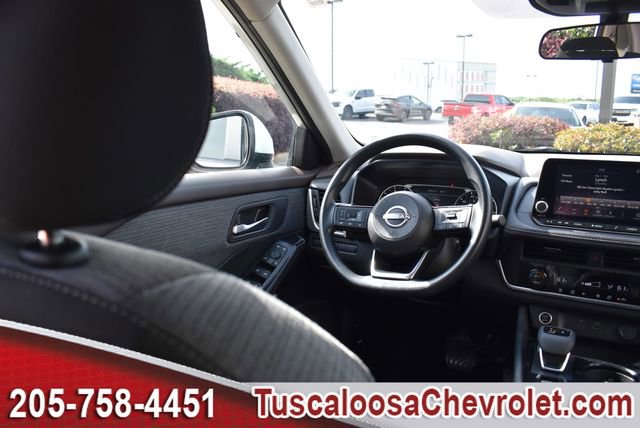 Used 2023 Nissan Rogue SV AWD/4WD image 24