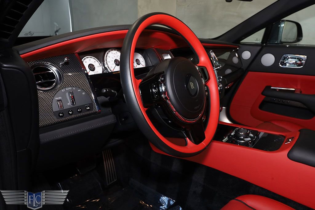Used 2019 Rolls-Royce Wraith image 26