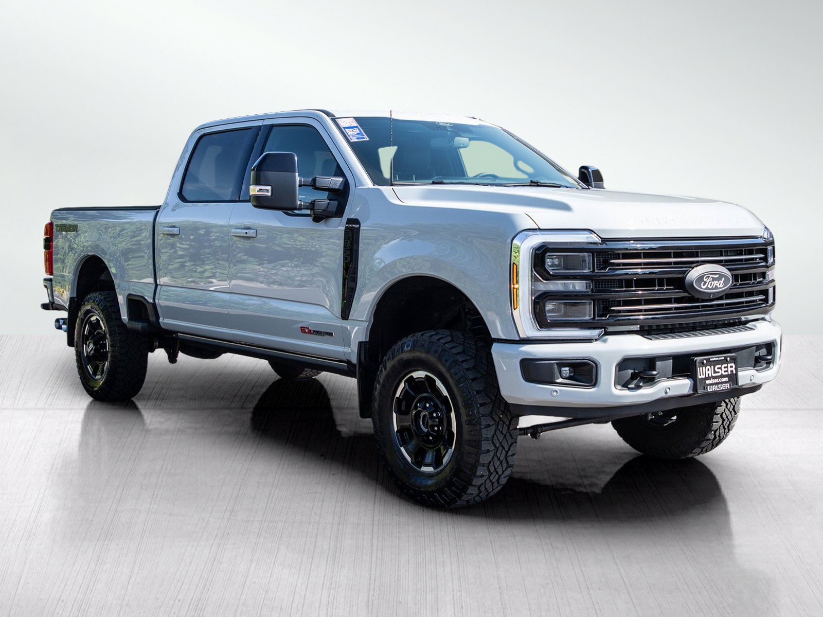 Used 2025 Ford F350 Platinum w/ Tremor Off-Road Package AWD/4WD image 7
