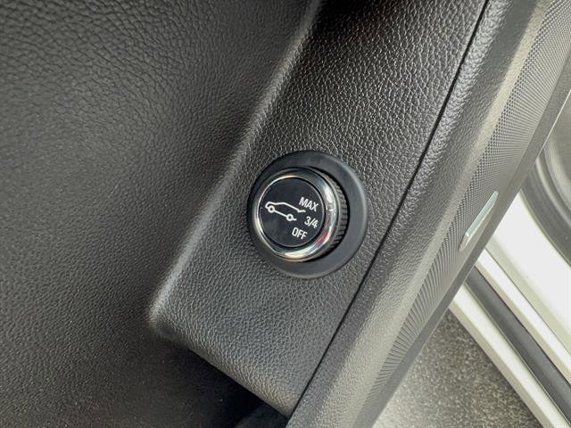 Used 2023 Chevrolet Traverse High Country image 13