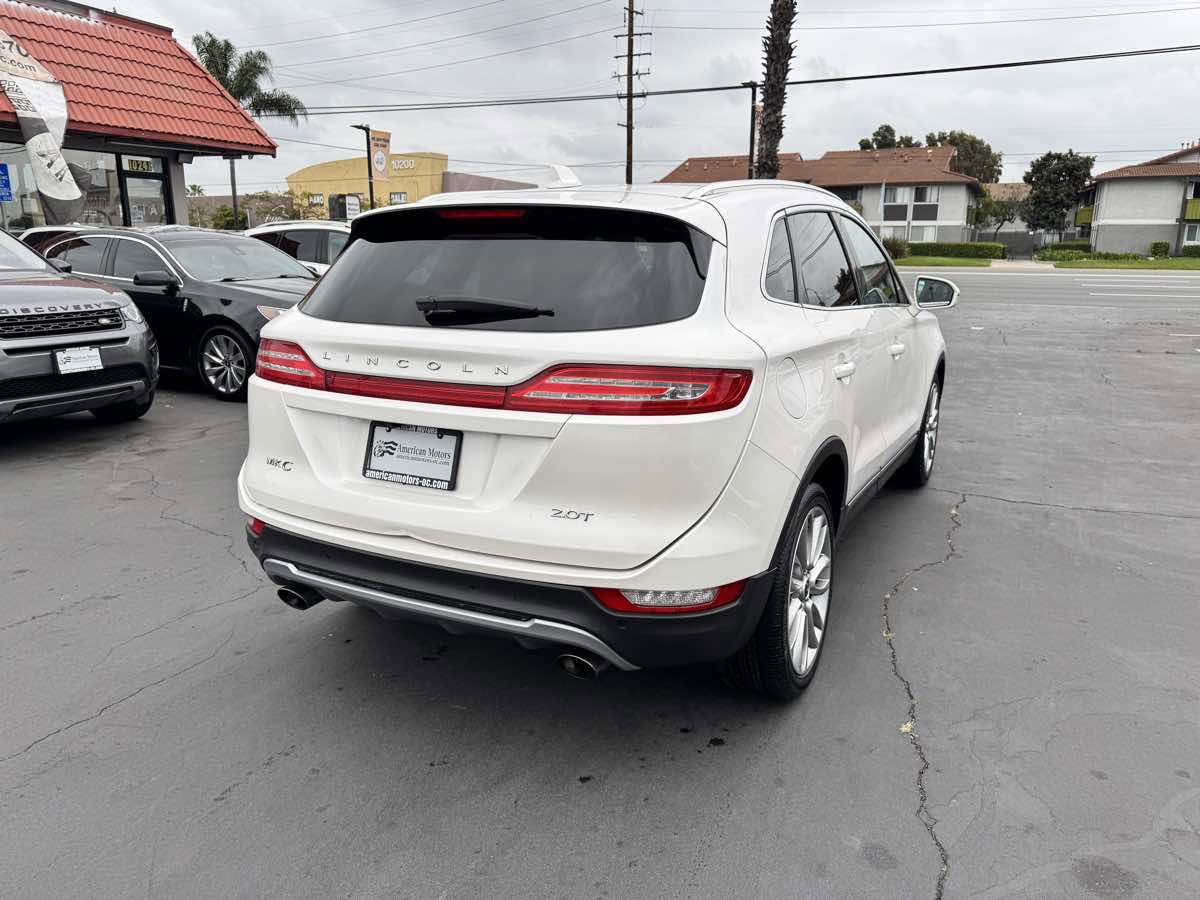 Used 2017 Lincoln MKC Reserve w/ Lincoln MKC Climate Package FWD image 5