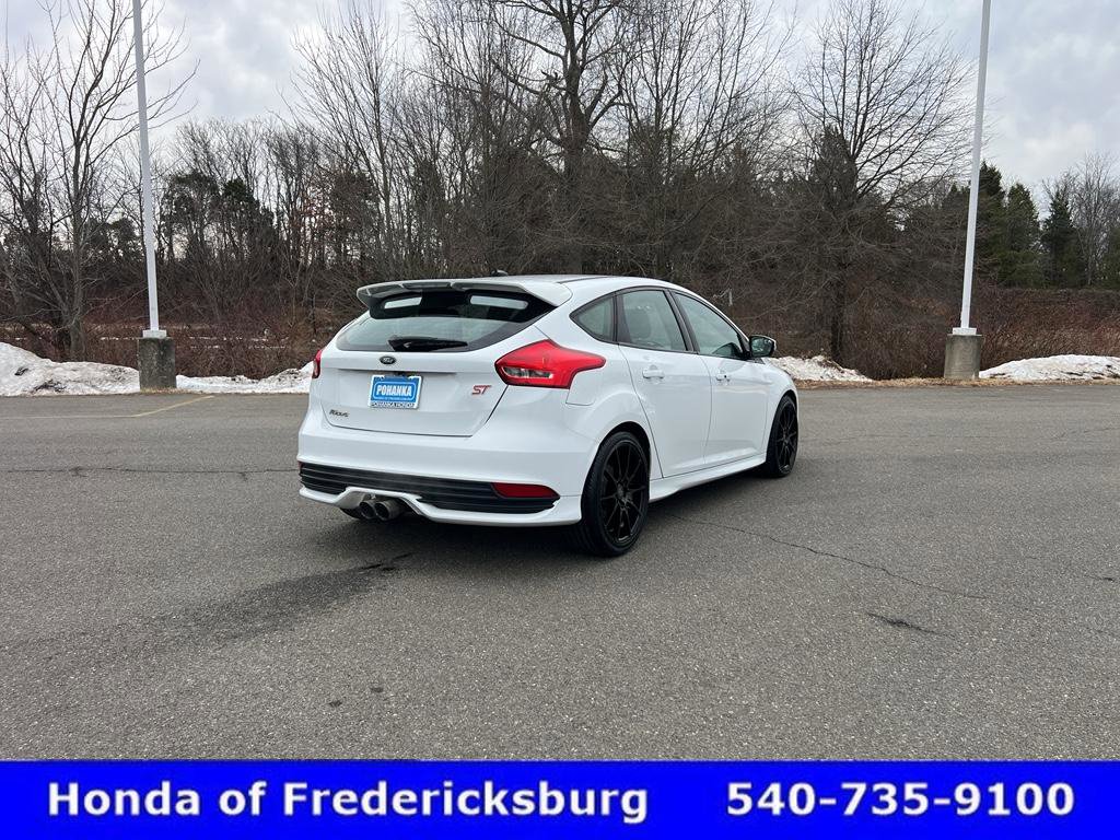 Used 2016 Ford Focus ST image 8