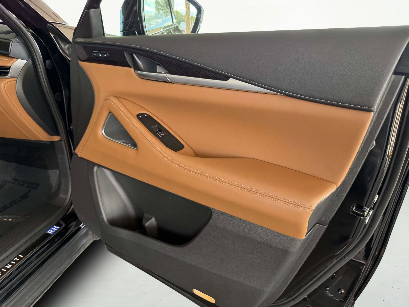 Used 2025 INFINITI QX60 Autograph image 25