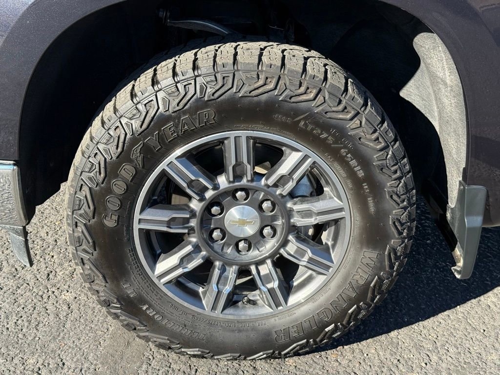 Used 2023 Chevrolet Silverado 1500 LT image 11