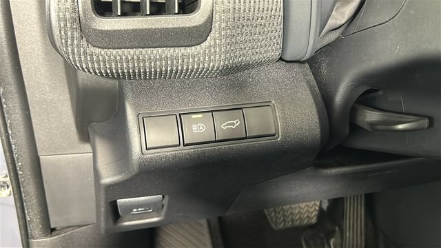 Used 2023 Subaru Solterra AWD image 19