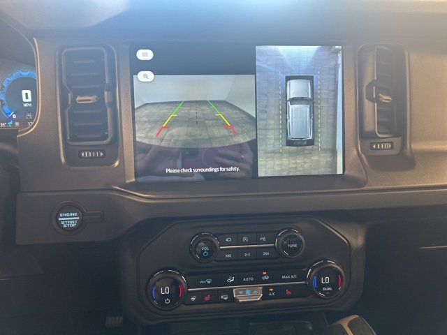 New 2025 Ford Bronco Badlands image 32