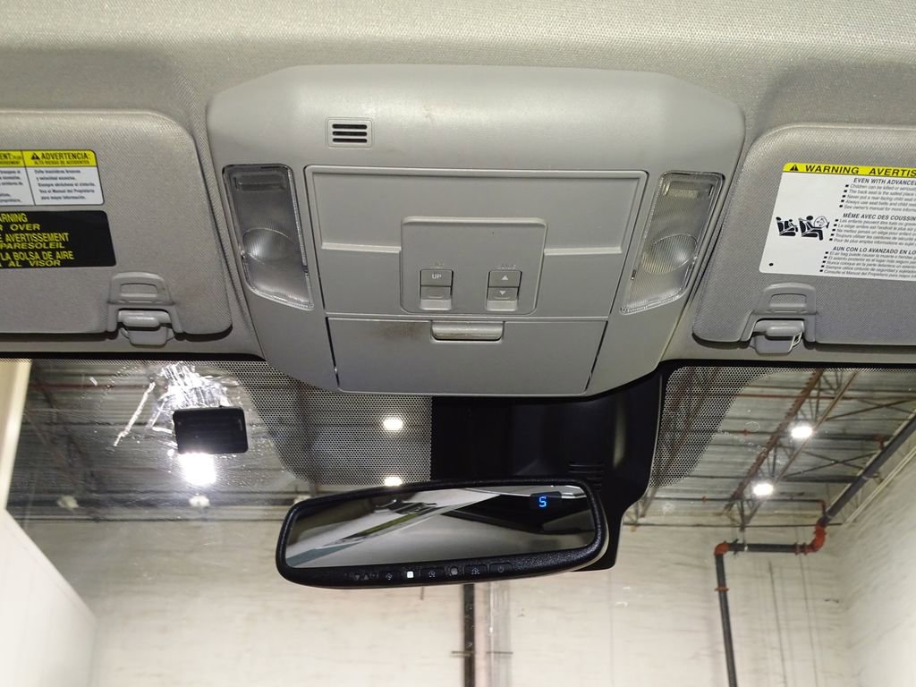 Used 2018 Toyota Tundra Limited image 29