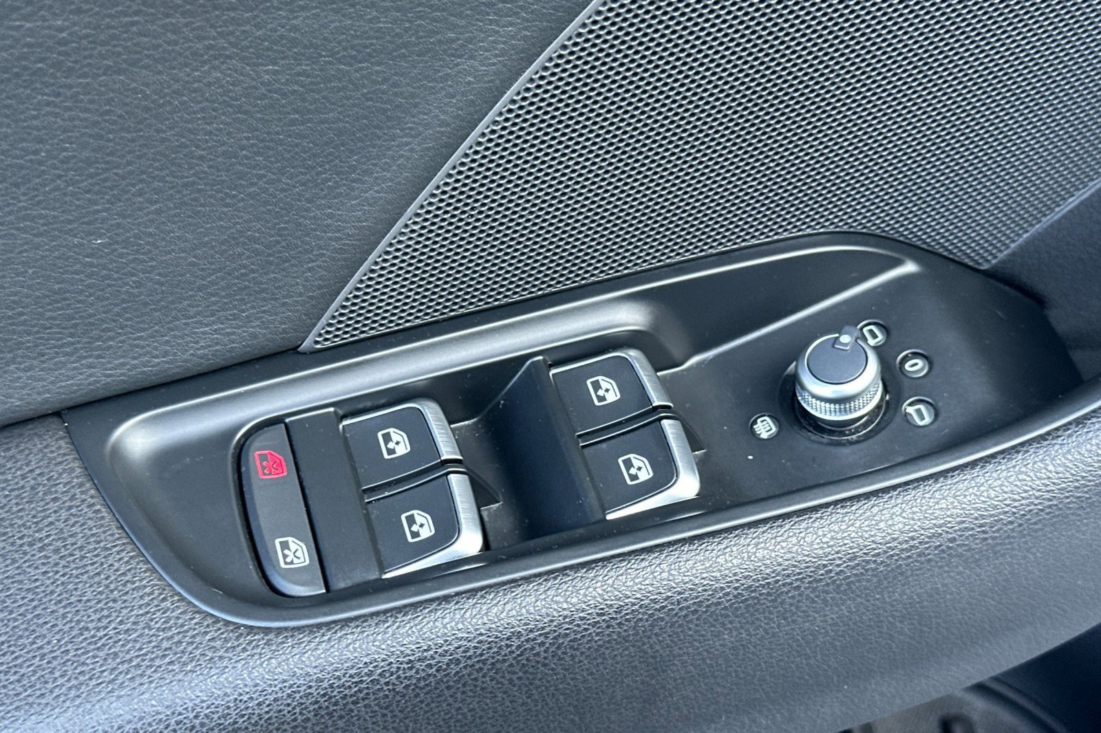 Used 2017 Audi A3 2.0T Premium Plus w/ Premium Plus Package image 12