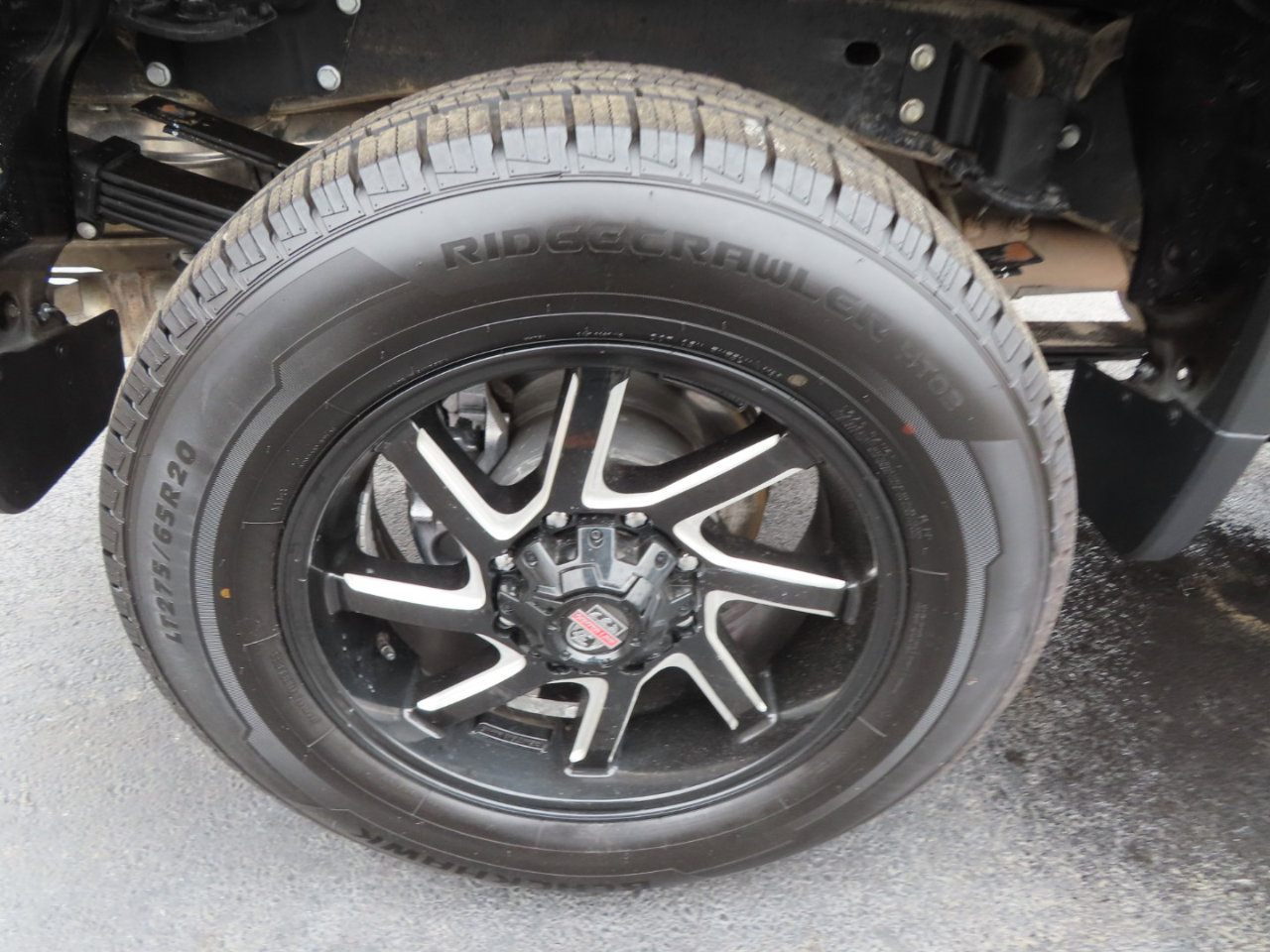 Used 2024 Chevrolet Silverado 3500 LT w/ Safety Package image 24