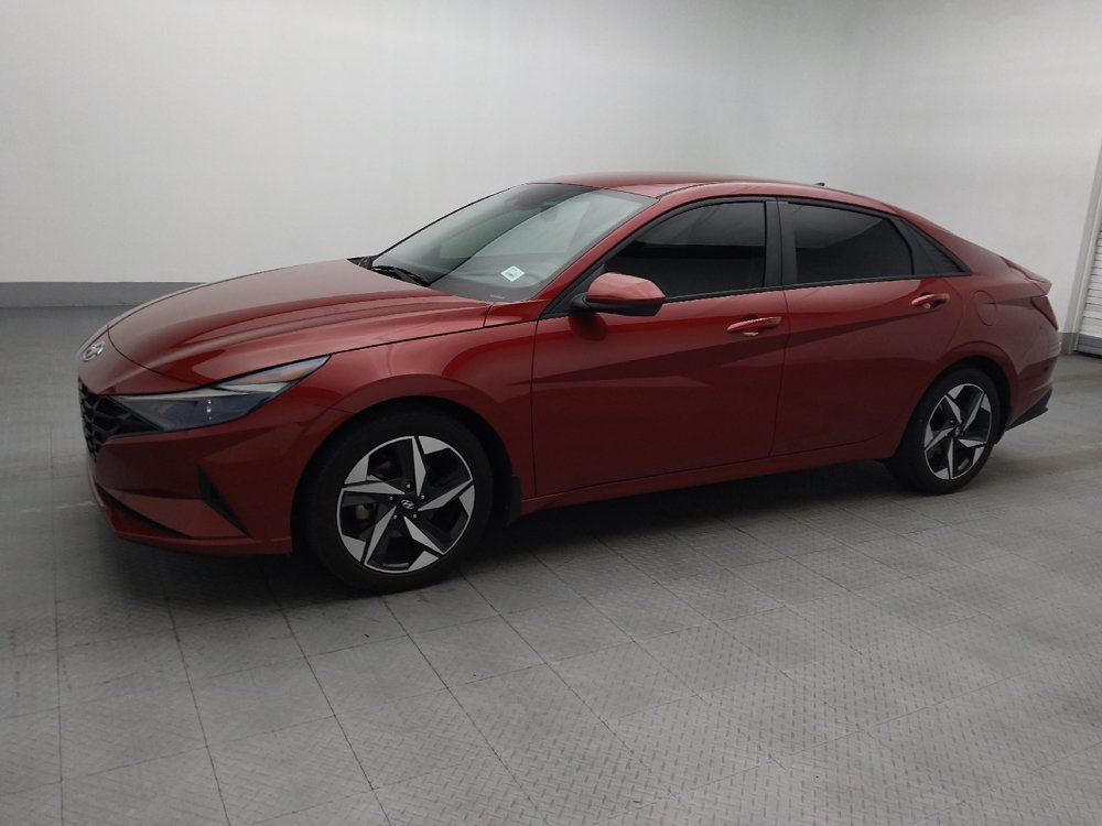 Used 2023 Hyundai Elantra SEL w/ Convenience Package FWD image 2