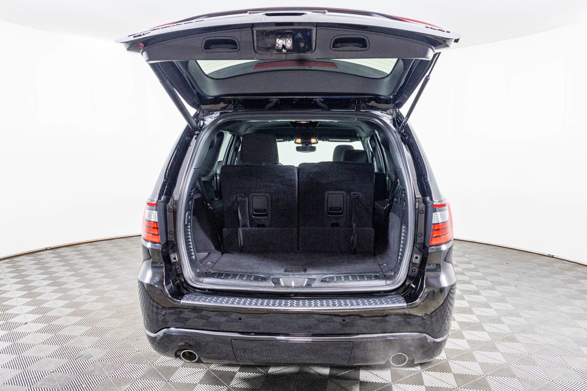 Used 2023 Dodge Durango R/T image 35