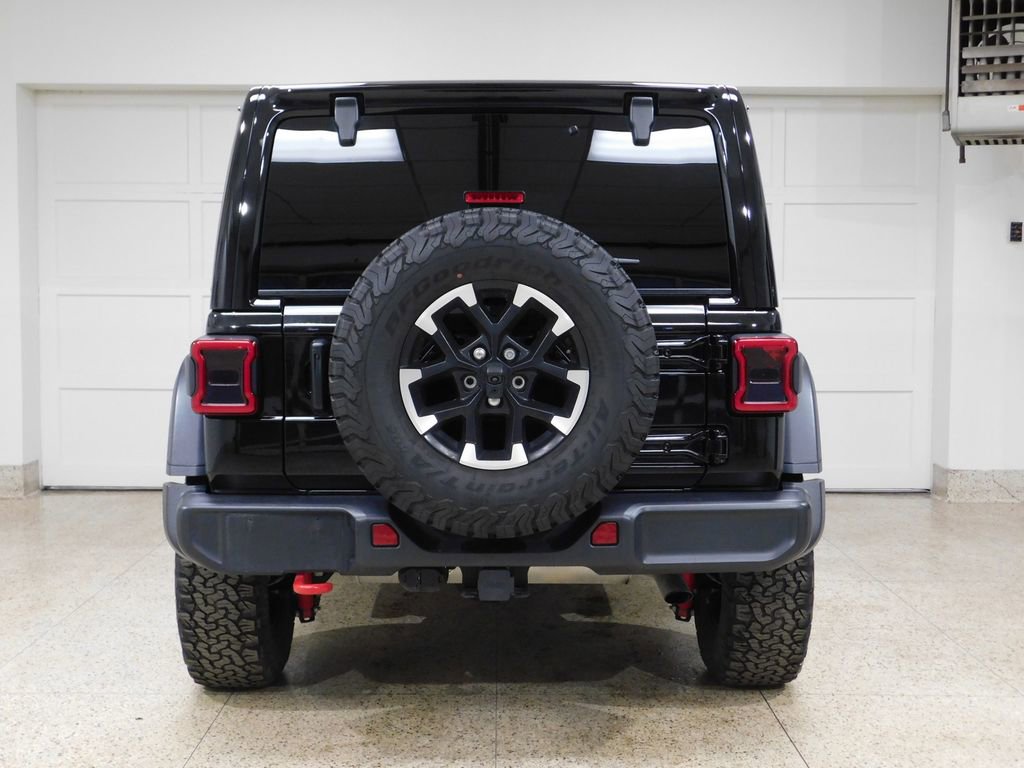 Used 2024 Jeep Wrangler Unlimited Rubicon w/ Technology Group AWD/4WD image 7