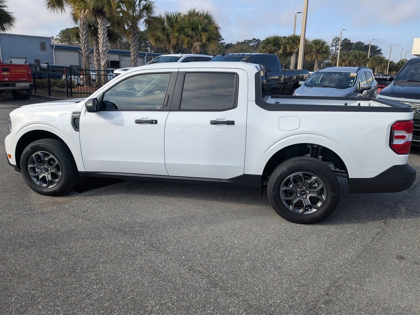 Used 2023 Ford Maverick XLT image 7